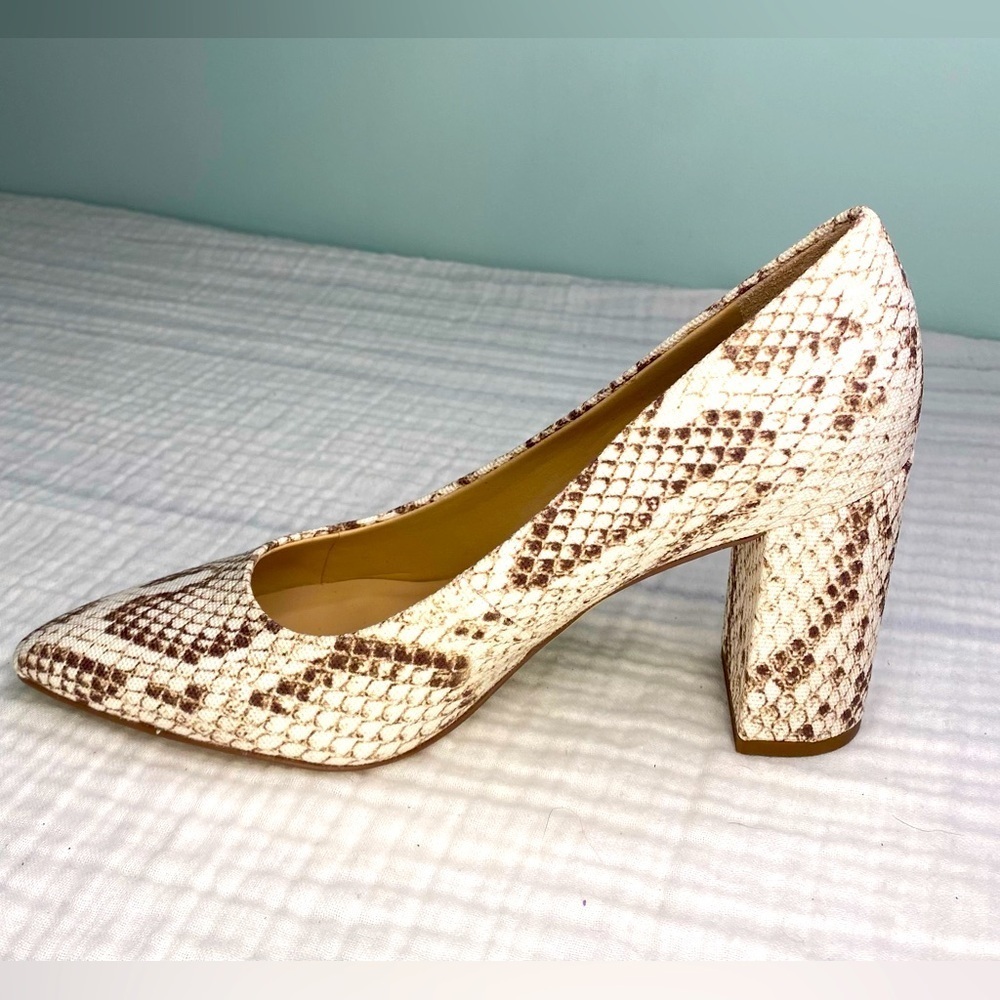 Franco Sarto Fabric Snake Print Block Heel‎ Closed Pointy Toe Palma Pump Heels 6